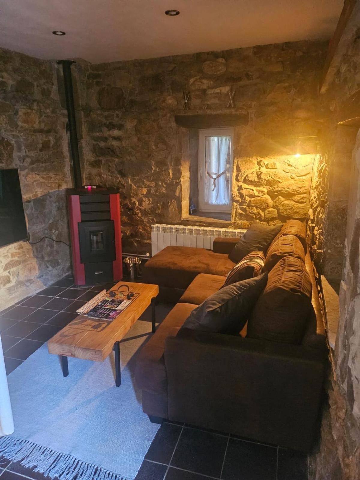 Casita Con Encanto Collanzo Esterno foto