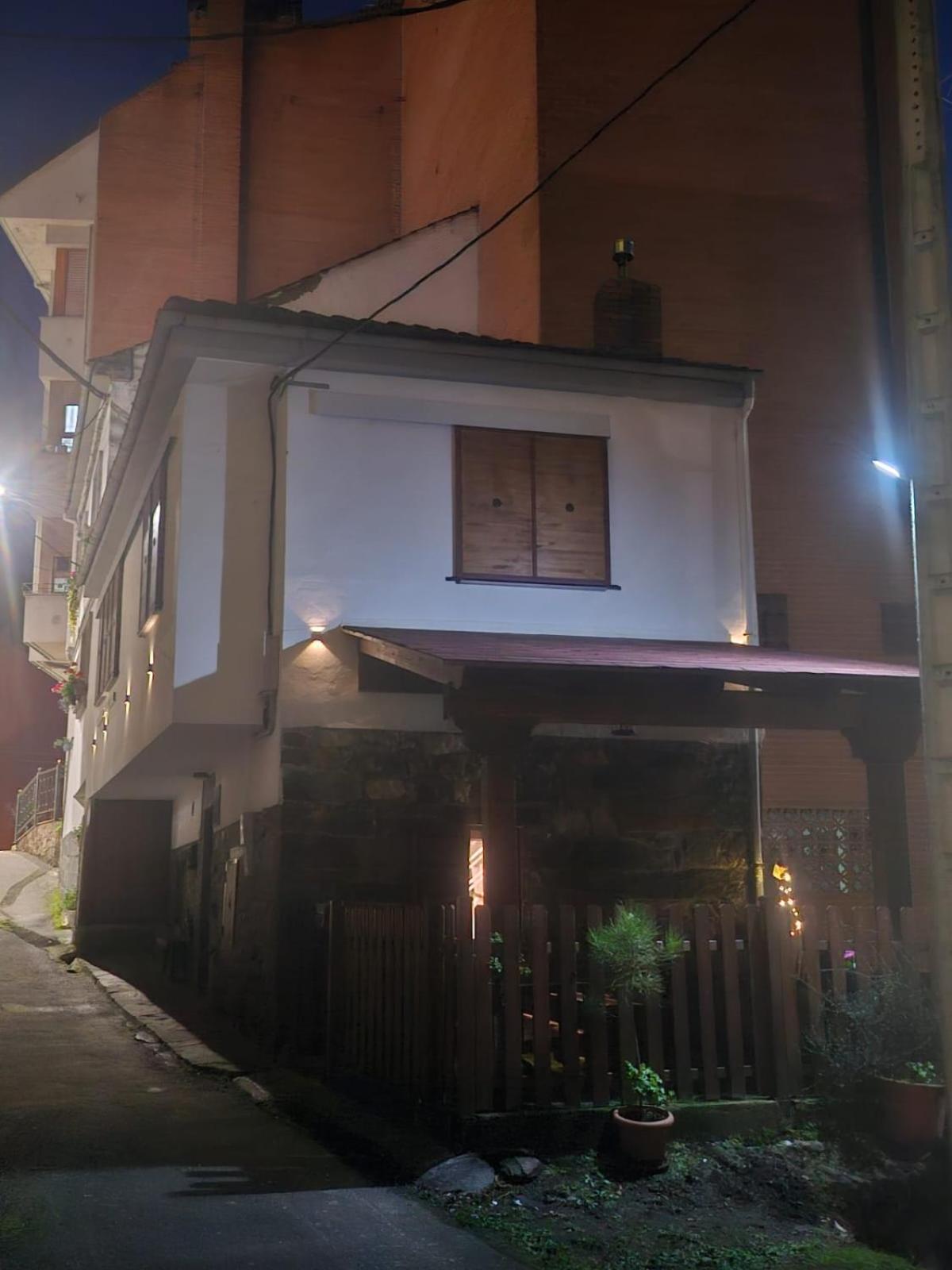 Casita Con Encanto Collanzo Esterno foto
