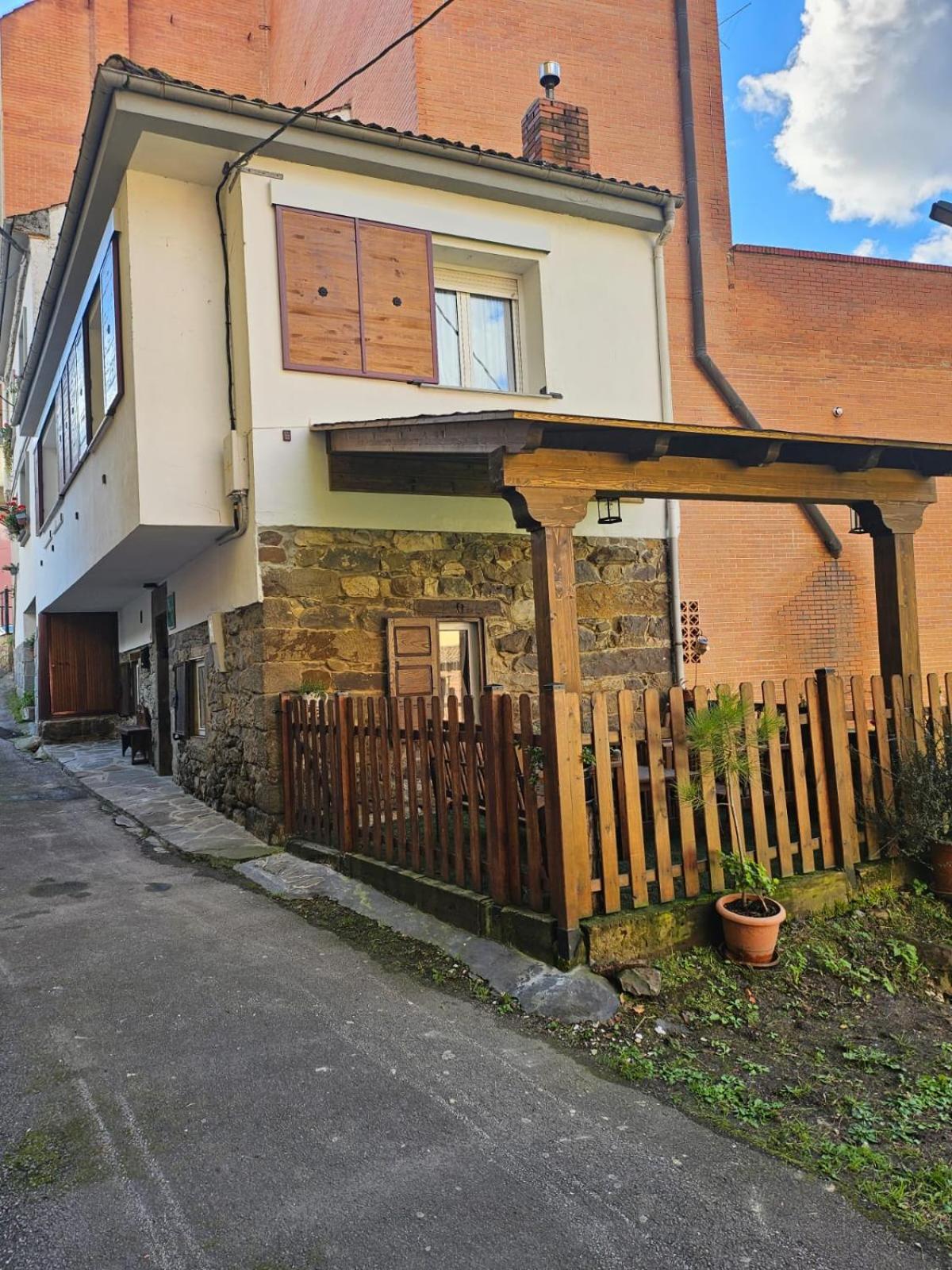 Casita Con Encanto Collanzo Esterno foto